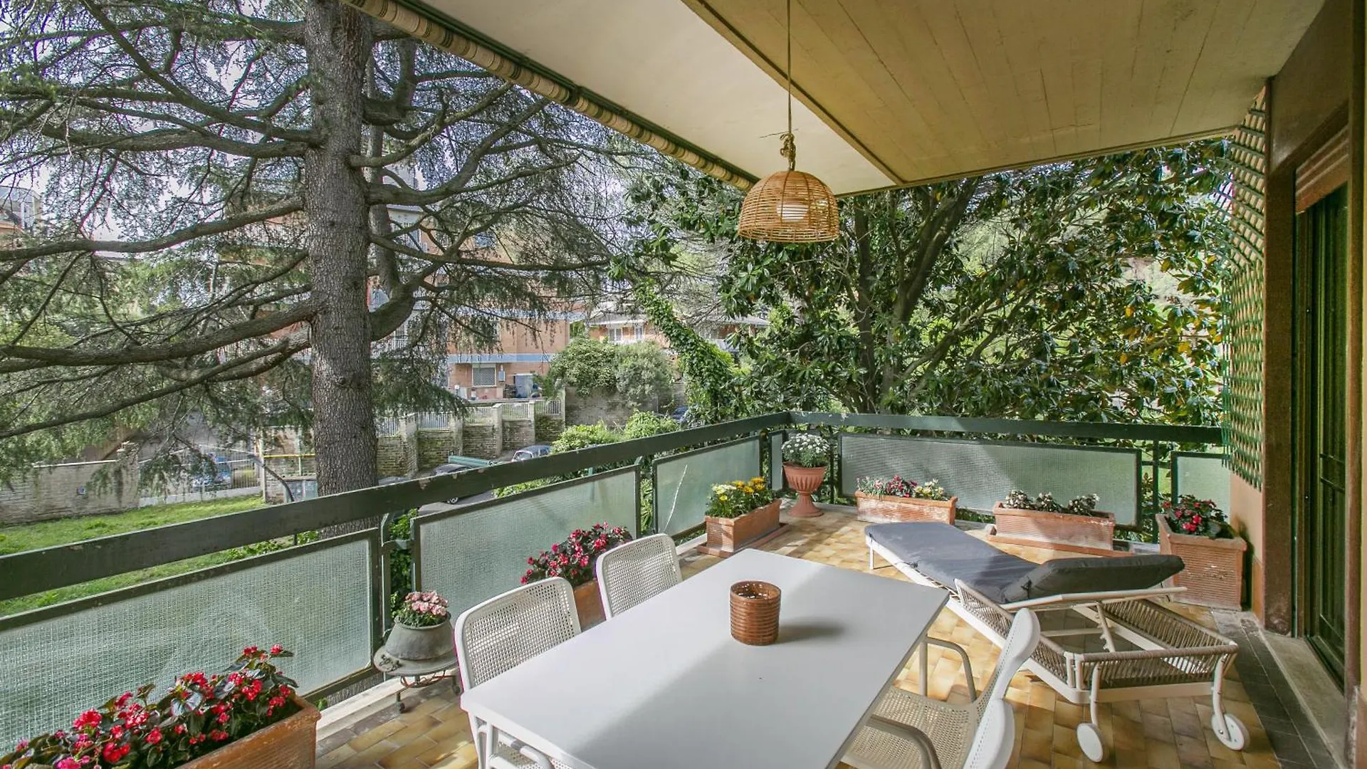 La Terrazza Nel Verde Vicino Metro Cornelia Rome Apartment