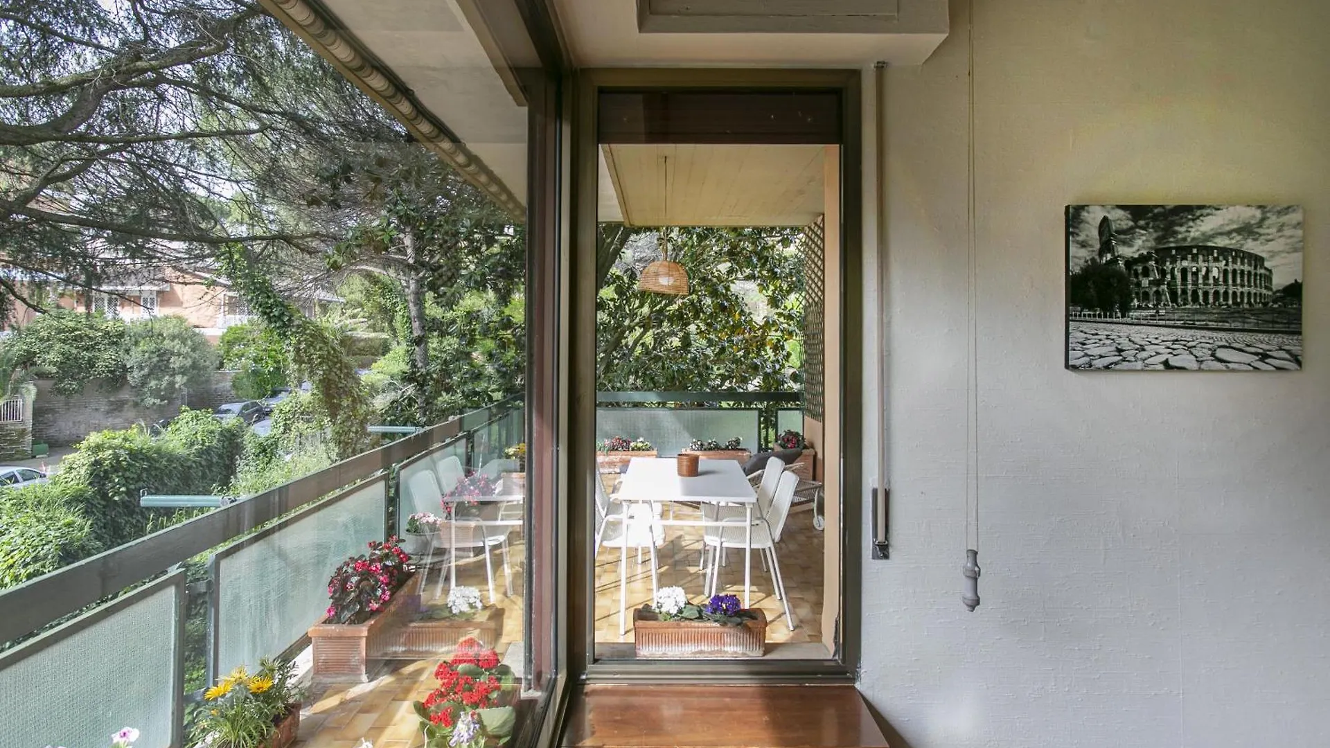 Apartment La Terrazza Nel Verde Vicino Metro Cornelia Rome