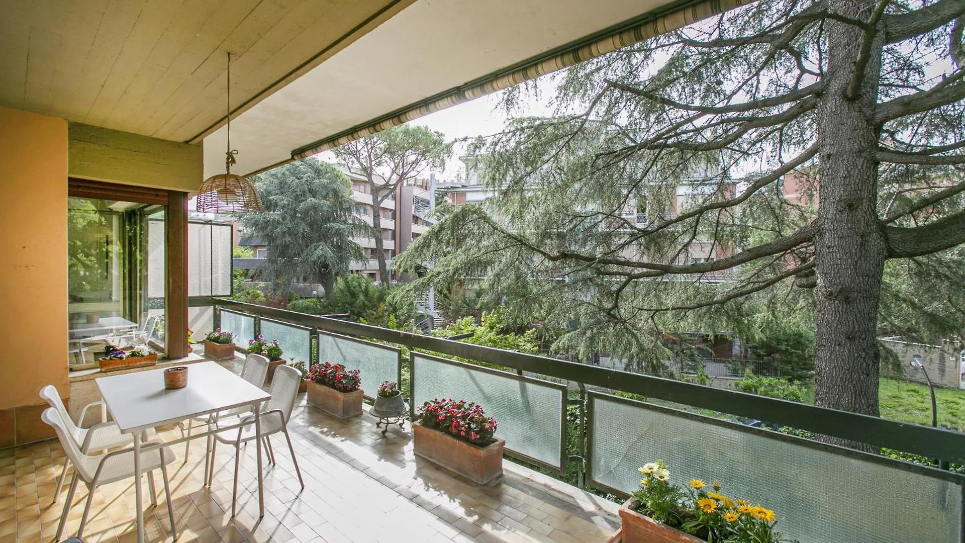 La Terrazza Nel Verde Vicino Metro Cornelia Rome 0*,  Italy